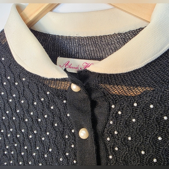 Allanah Hill Beaded wool Sweater With Pearl Buttons and collar. size 12 - Picture 5 of 11